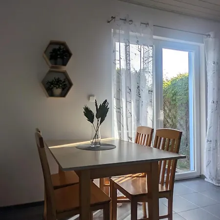 Nad Zalewem * Dziwnówek