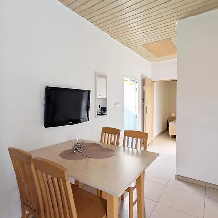 Nad Zalewem Ferienhaus *