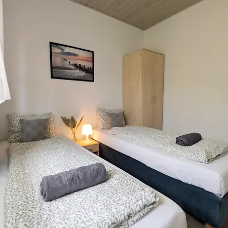 Nad Zalewem Ferienhaus *